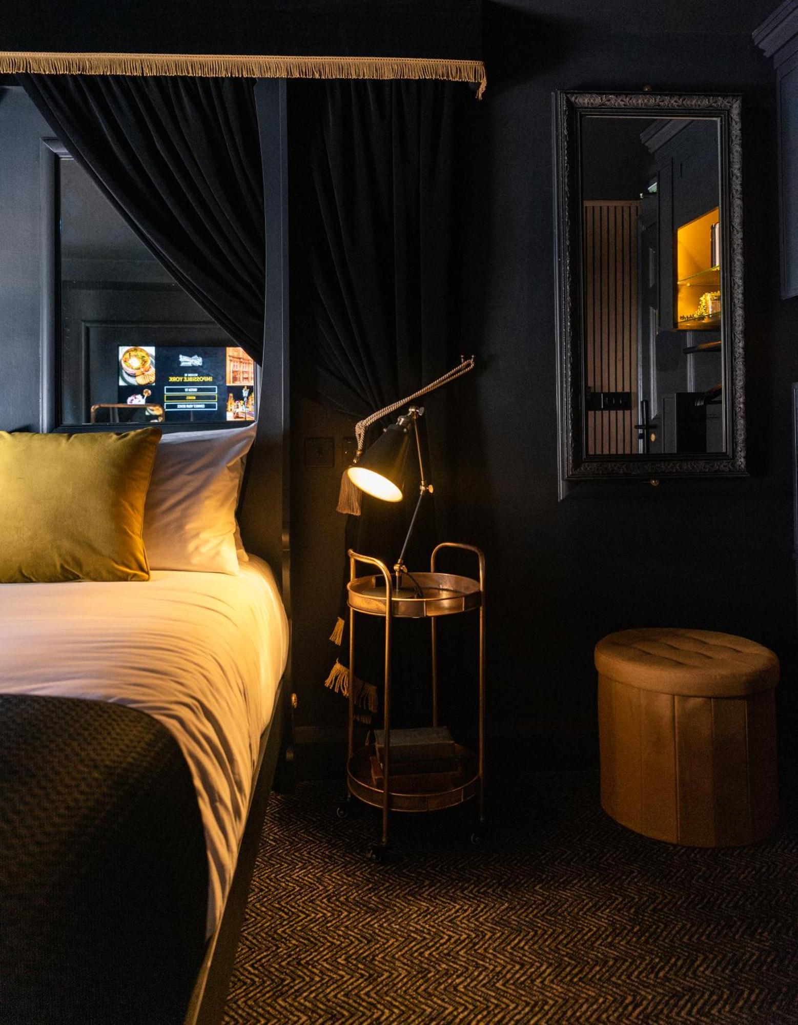Impossible Motel Йорк Екстер'єр фото